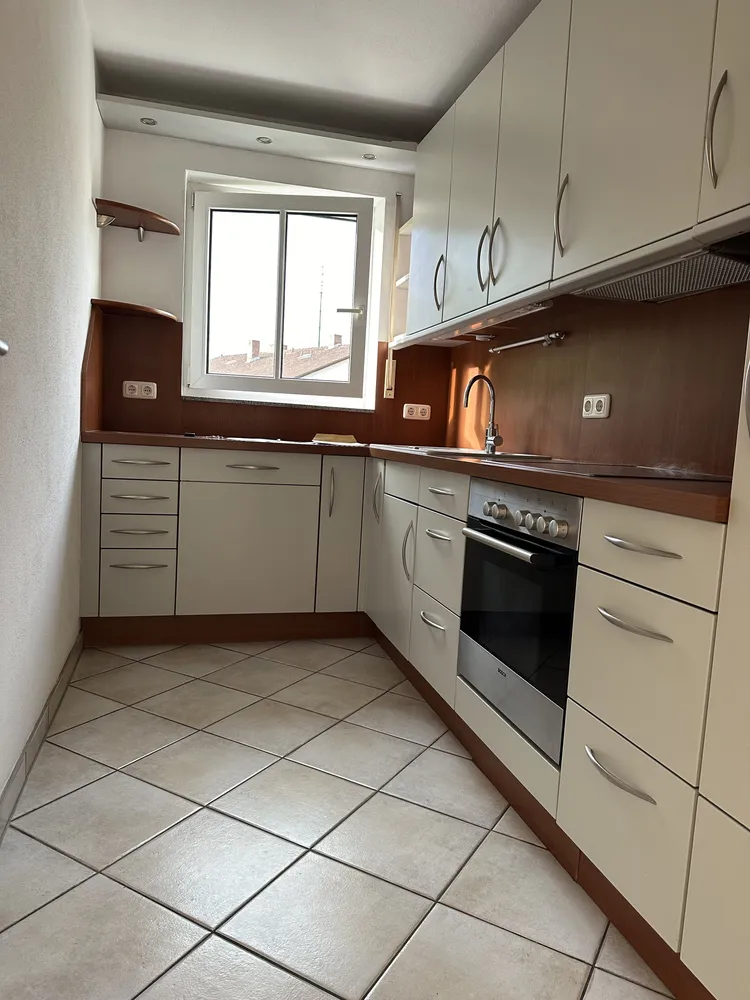 4 Zimmer Wohnung mit 91 m² in München – Bild 8