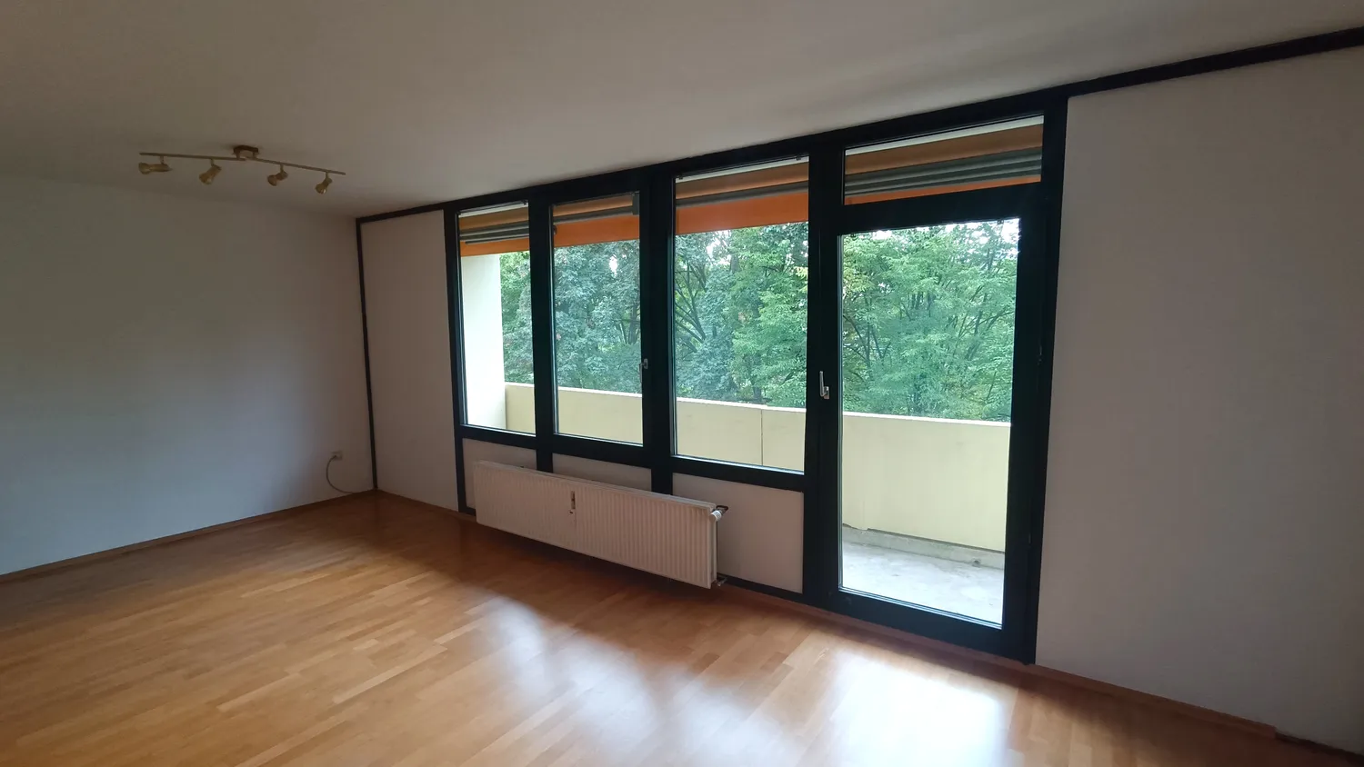 4 Zimmer Wohnung mit 110 m² in München – Bild 1