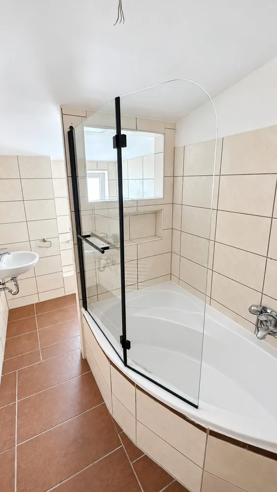 5 Zimmer Wohnung mit 105 m² in Wilhelmshaven – Bild 2