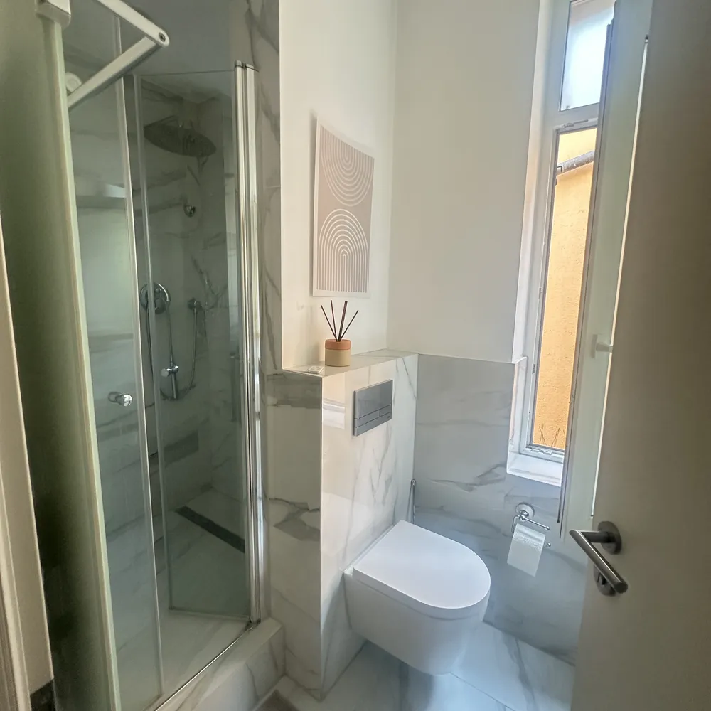 1 room apartment with 33 m² in Cologne – Photo 3
