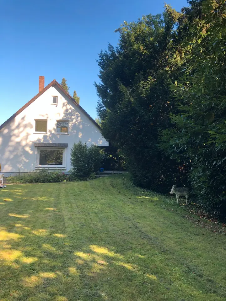 6 Zimmer Haus mit 214 m² in Bergisch Gladbach – Bild 1