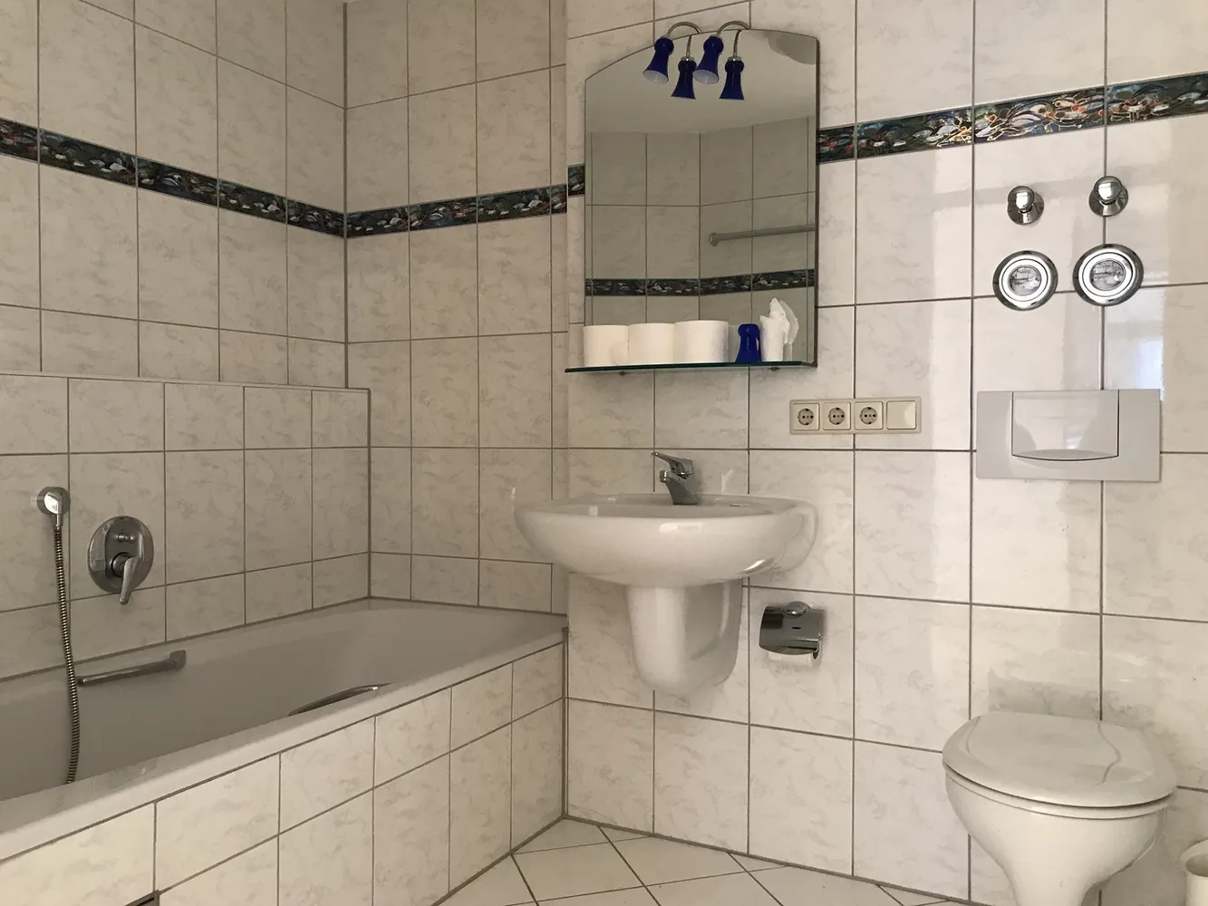 2 Zimmer Wohnung mit 72 m² in Erlangen – Bild 2