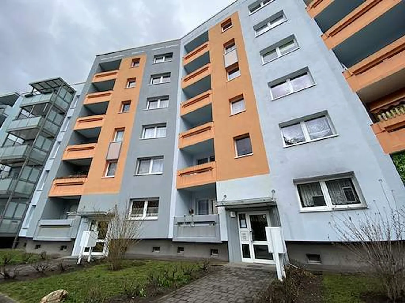 2 room apartment with 62 m² in Erfurt – Photo 1
