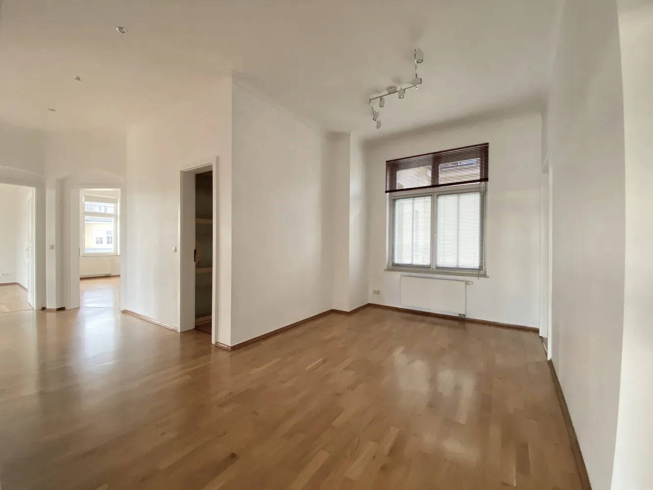 5 room apartment with 160 m² in Magdeburg – Photo 12