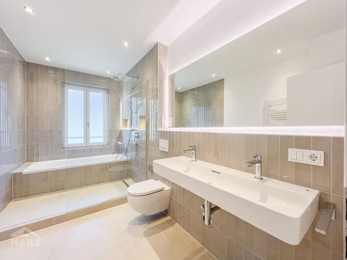 4 Zimmer Wohnung mit 132 m² in Stuttgart – Bild 2