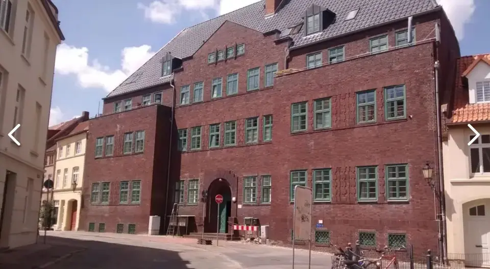 4 Zimmer Wohnung mit 112 m² in Wismar – Bild 1