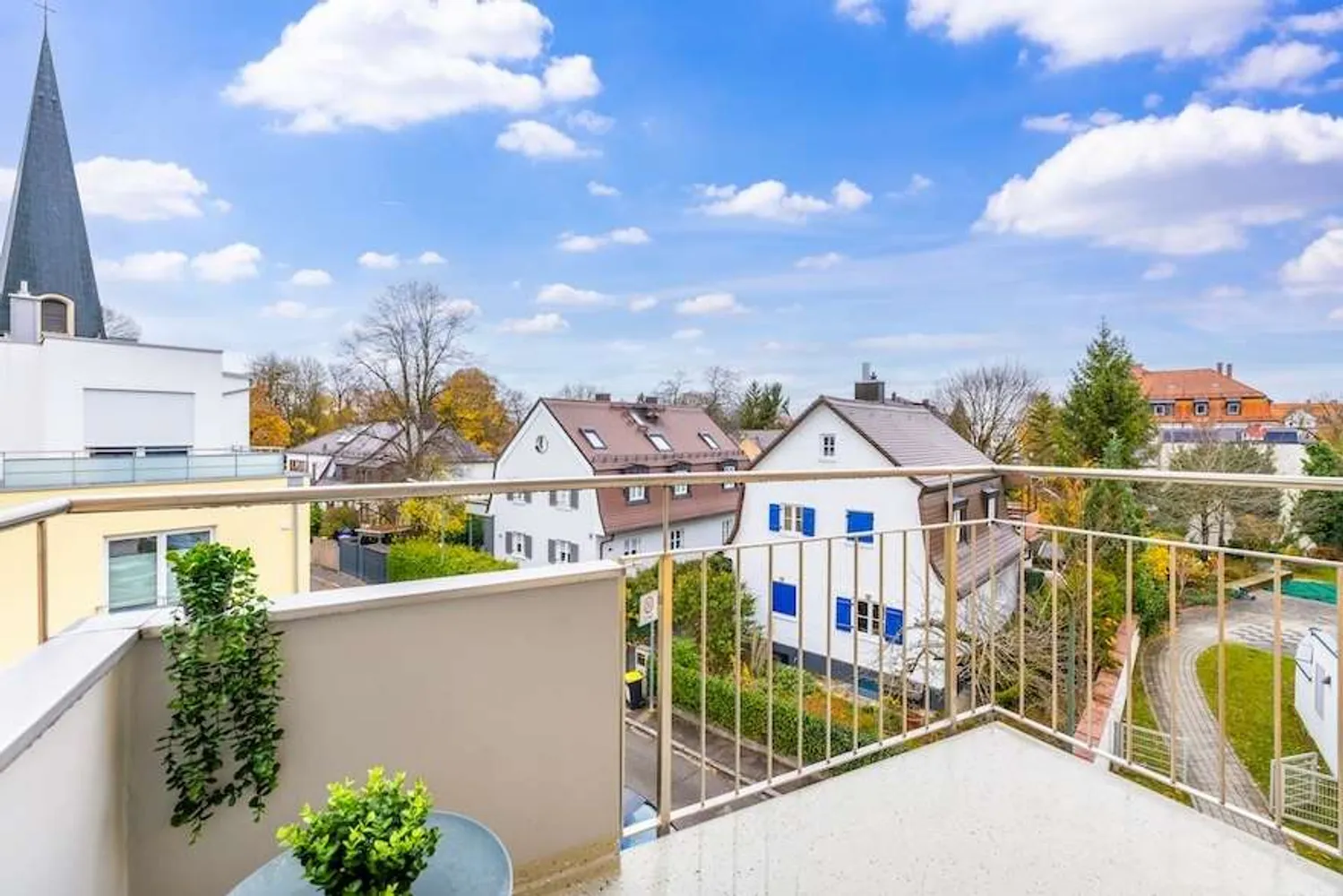 2 Zimmer Wohnung mit 54 m² in München – Bild 11