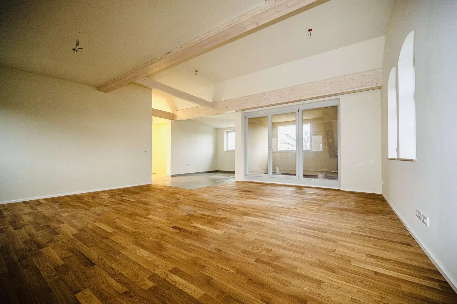 5 Zimmer Wohnung mit 148 m² in Pirna – Bild 4