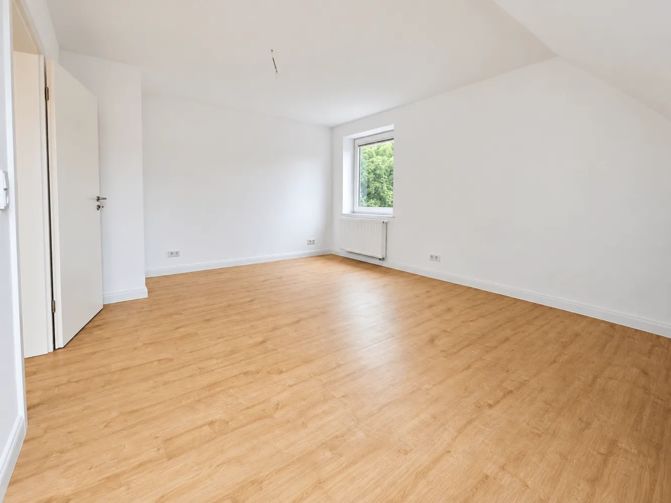3 Zimmer Wohnung mit 74 m² in Hamburg – Bild 2