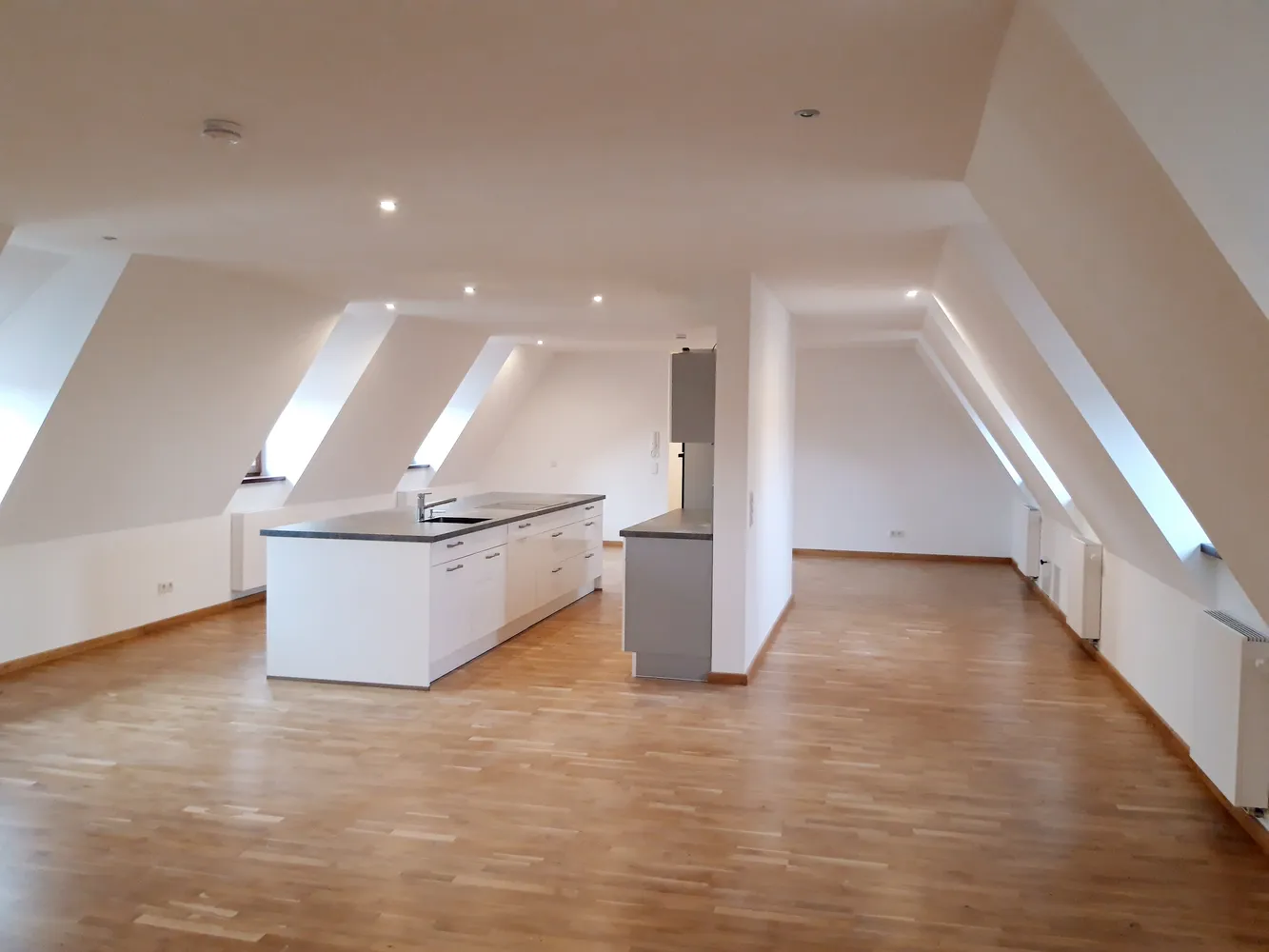 2 room apartment with 115 m² in Amberg – Photo 2