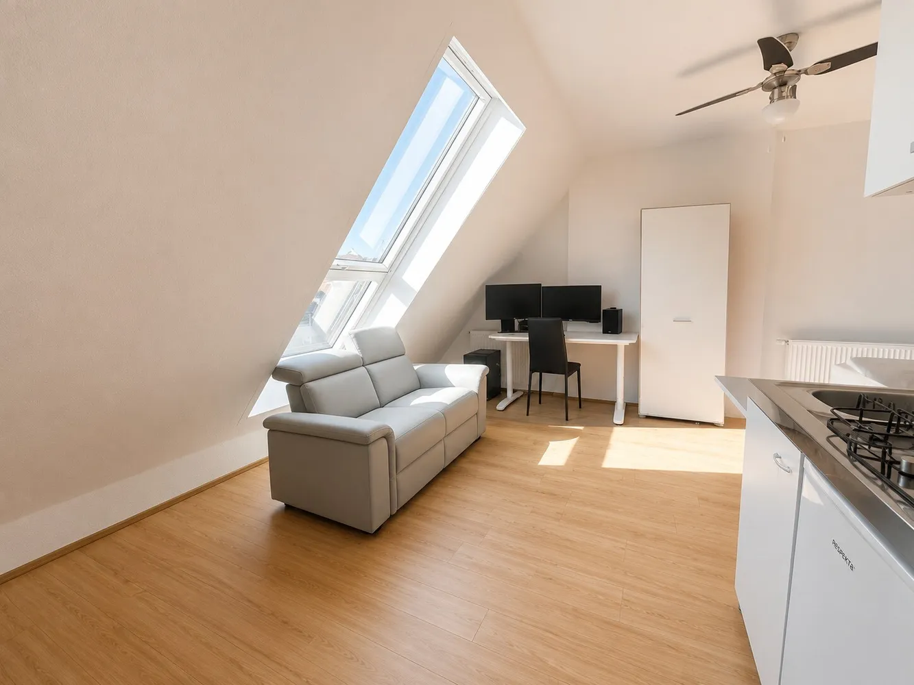 1 Zimmer Wohnung mit 30 m² in Düsseldorf – Bild 6