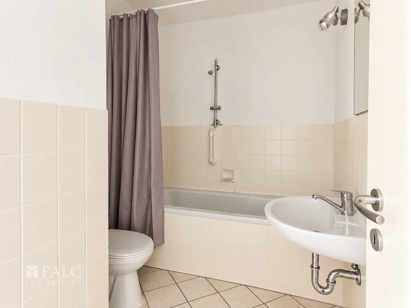 3 Zimmer Wohnung mit 65 m² in Bremerhaven – Bild 3
