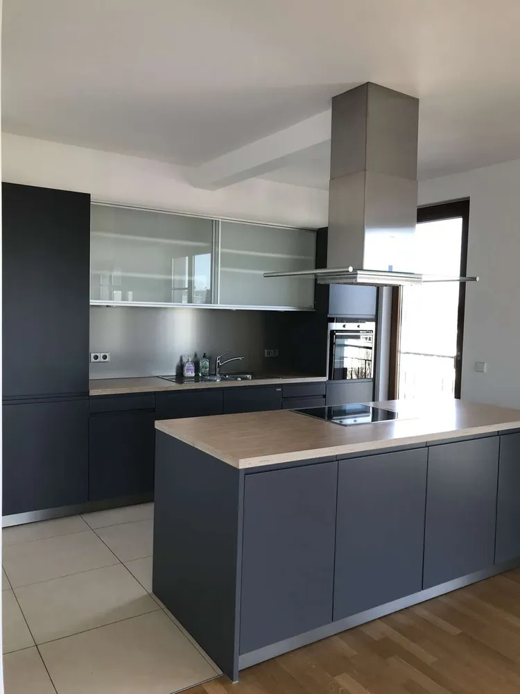4 Zimmer Wohnung mit 151 m² in Frankfurt am Main – Bild 8