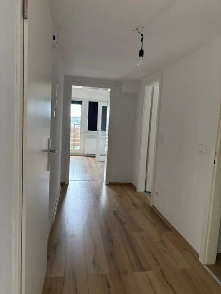 3 Zimmer Wohnung mit 71 m² in Duisburg – Bild 2