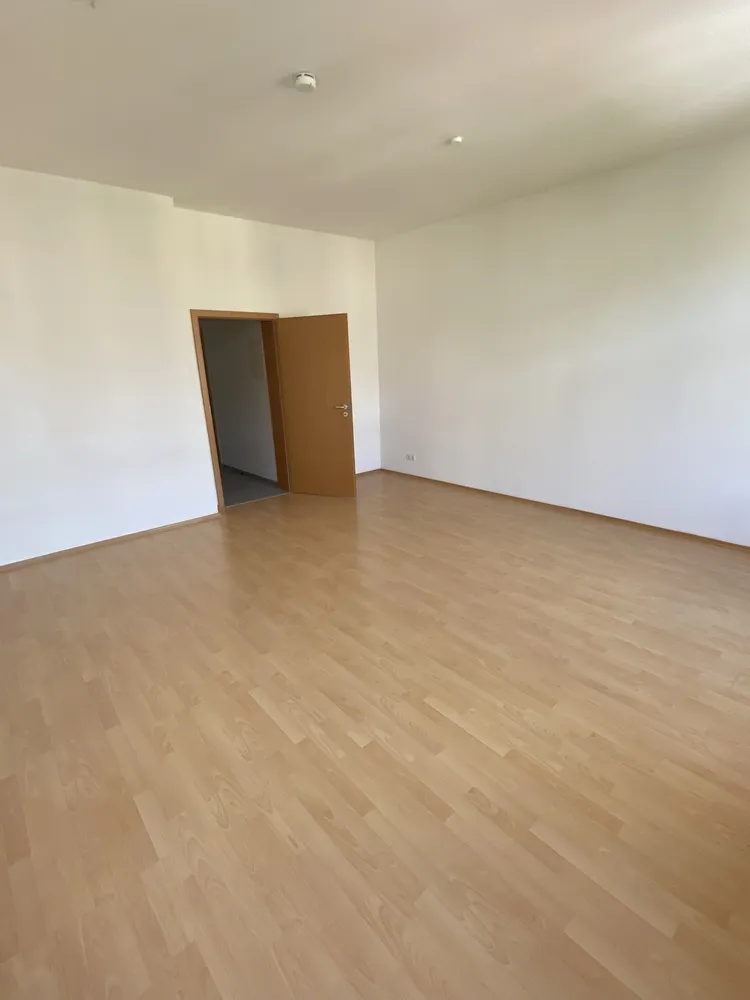 1 Zimmer Wohnung mit 35 m² in Halle (Saale) – Bild 3