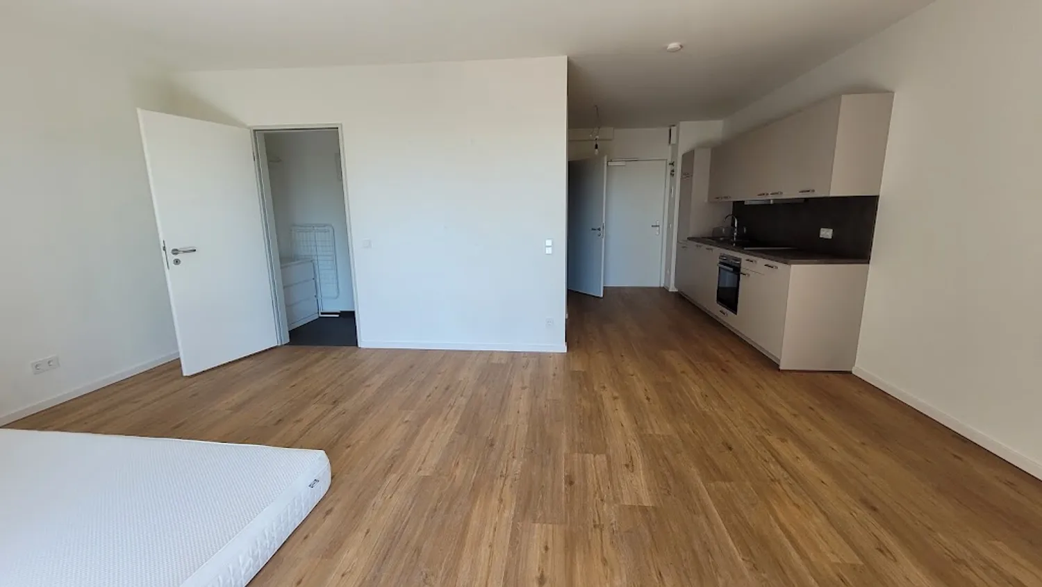 1 room apartment with 48 m² in Hamburg – Photo 12