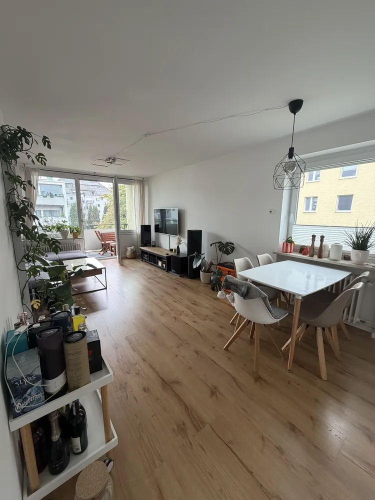 2 room apartment with 68 m² in Munich – Photo 1