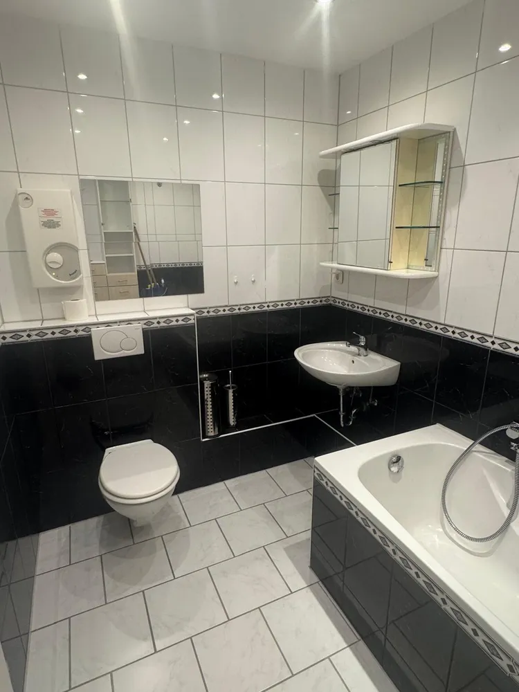 2 Zimmer Wohnung mit 70 m² in Köln – Bild 3