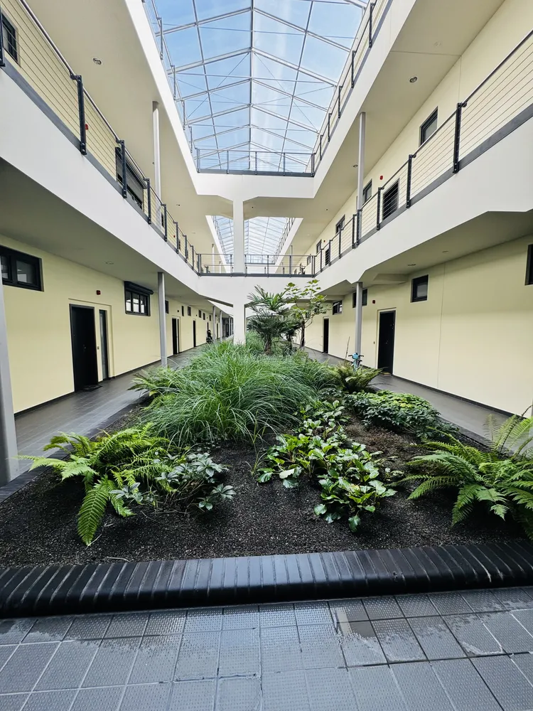4 Zimmer Wohnung mit 147 m² in Berlin – Bild 2