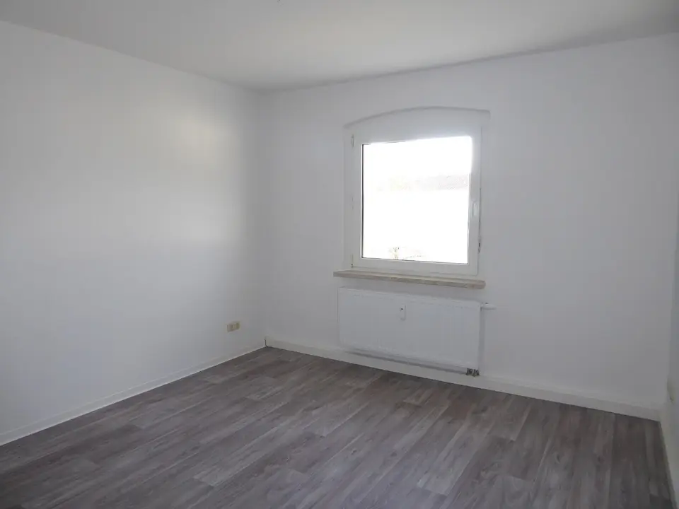 2 Zimmer Wohnung mit 38 m² in Saalfeld/Saale – Bild 1