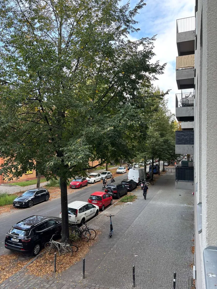 2 Zimmer Wohnung mit 80 m² in Berlin – Bild 11