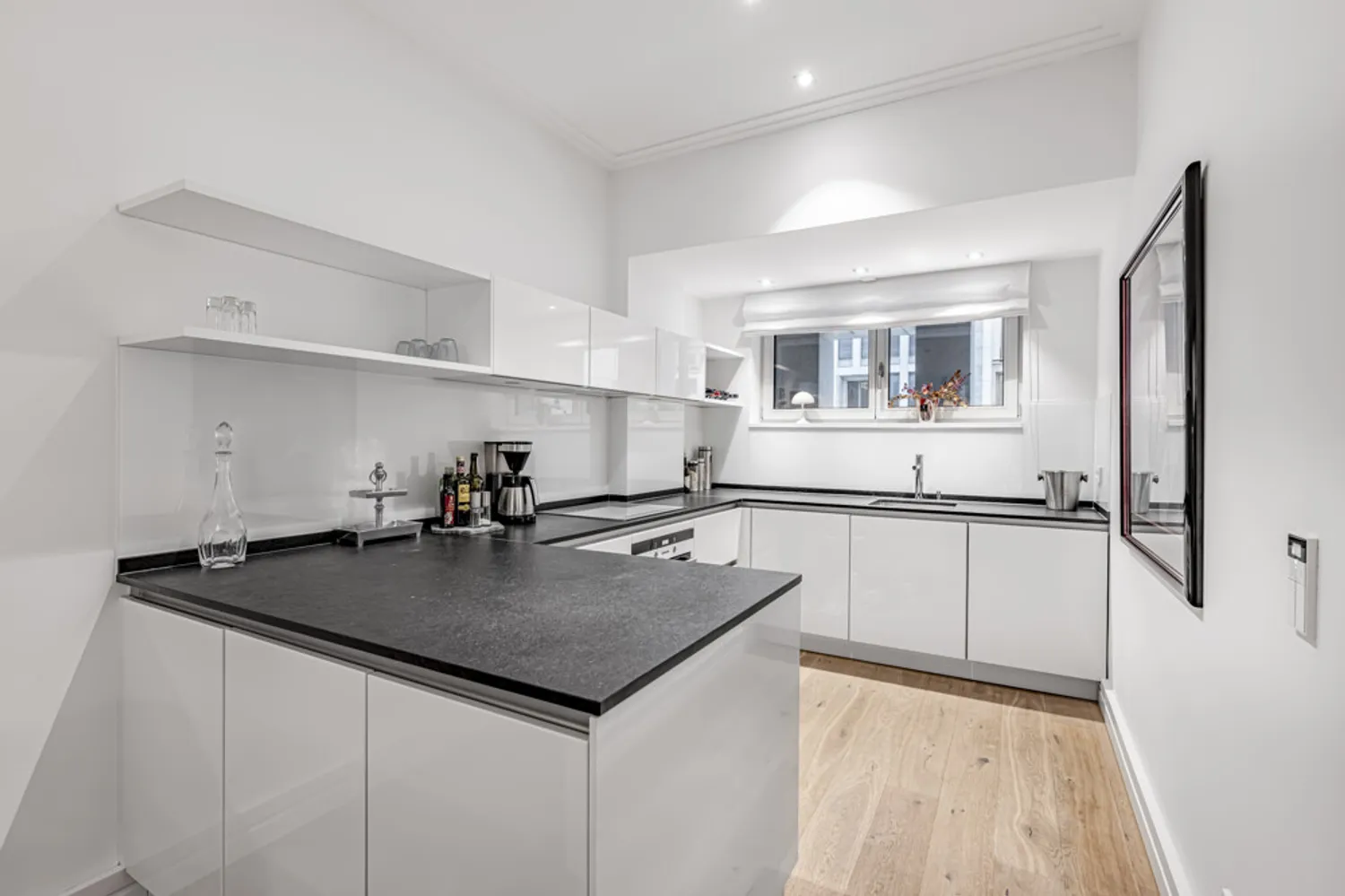 2 Zimmer Wohnung mit 85 m² in Köln – Bild 8