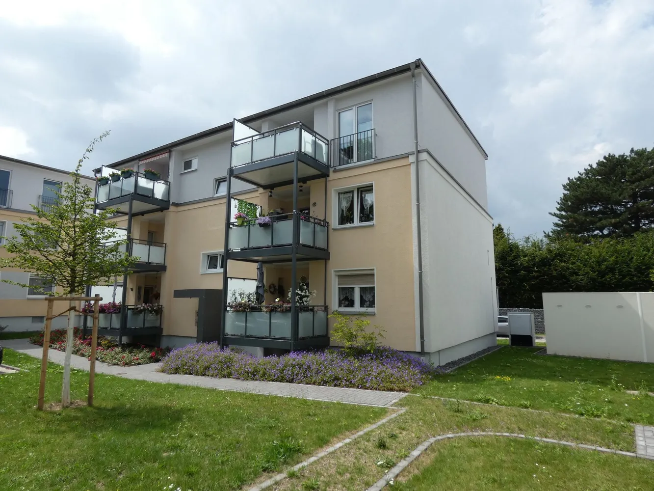 4 Zimmer Wohnung mit 100 m² in Mülheim an der Ruhr – Bild 1