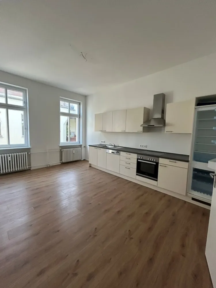 2 Zimmer Wohnung mit 111 m² in Berlin – Bild 5