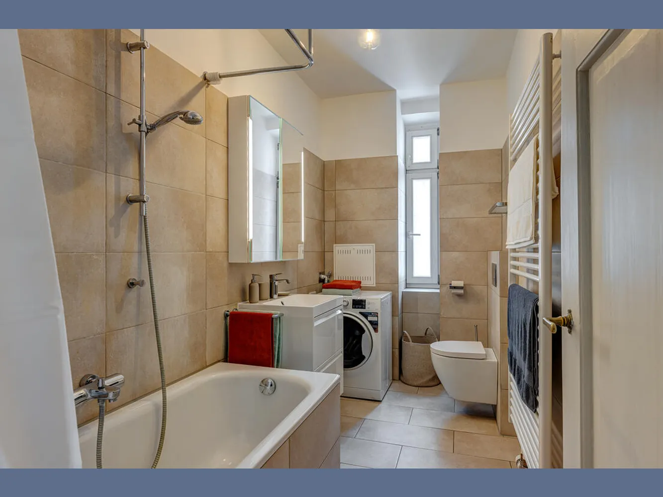 3 Zimmer Wohnung mit 82 m² in München – Bild 2