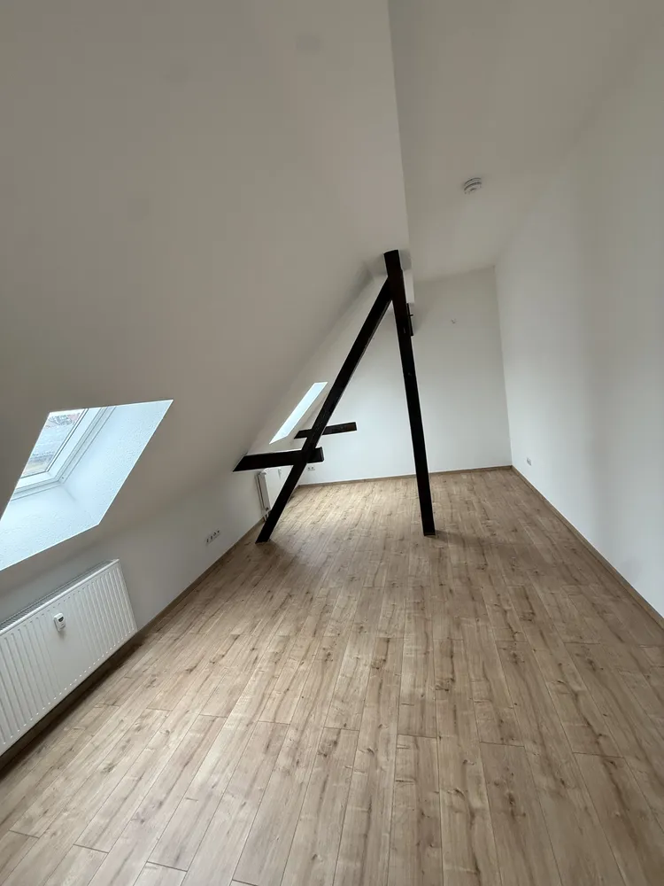4 Zimmer Wohnung mit 110 m² in Bitterfeld-Wolfen – Bild 8