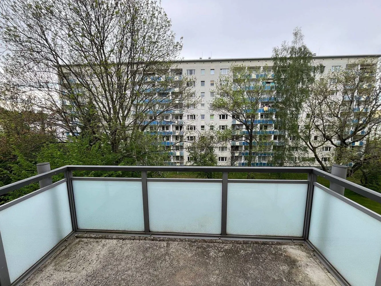 4 room apartment with 95 m² in Chemnitz – Photo 2