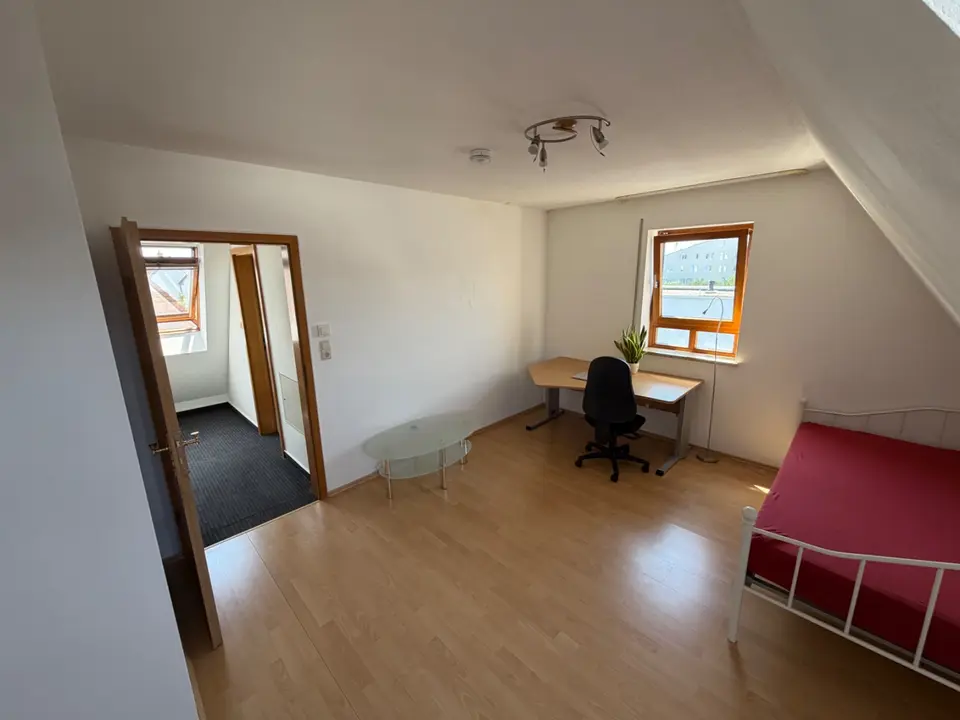 WG-Zimmer mit 16 m² in Augsburg – Bild 2