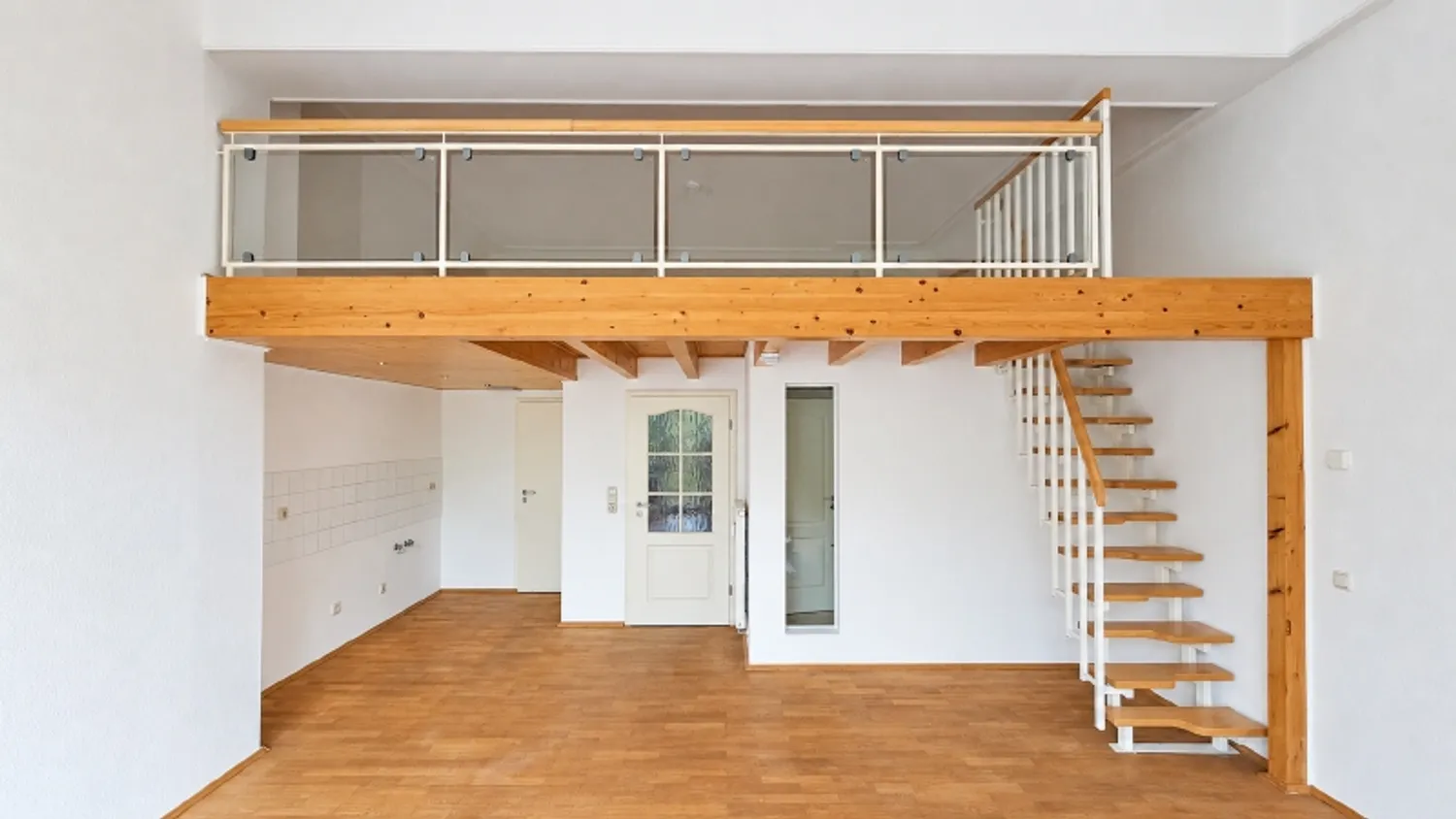 2 room apartment with 66 m² in Radebeul – Photo 6