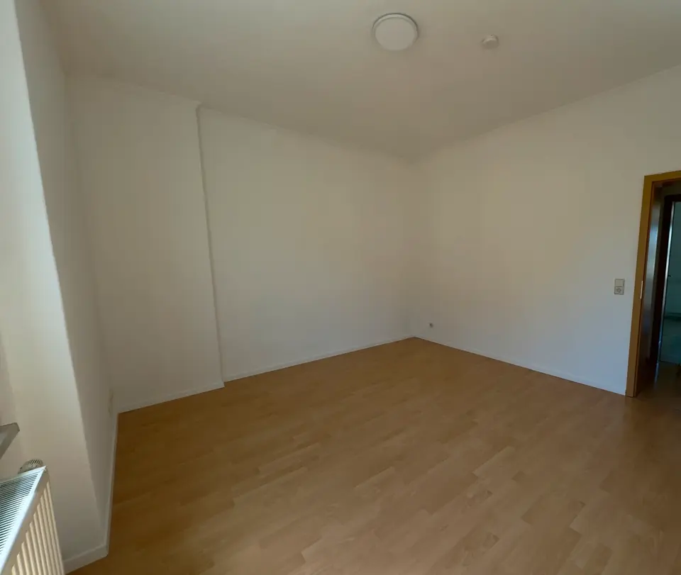 3 Zimmer Wohnung mit 66 m² in Greiz – Bild 2