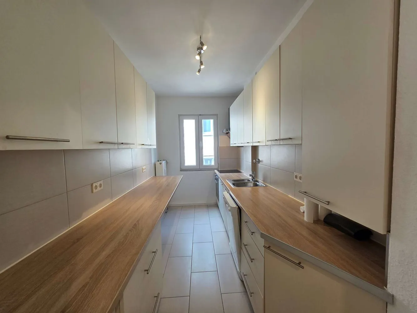 2 Zimmer Wohnung mit 73 m² in Frankfurt am Main – Bild 9