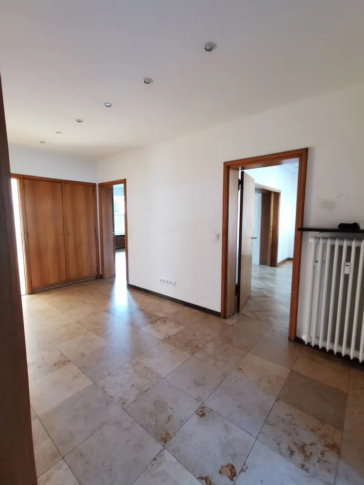 3 Zimmer Wohnung mit 110 m² in Düsseldorf – Bild 4