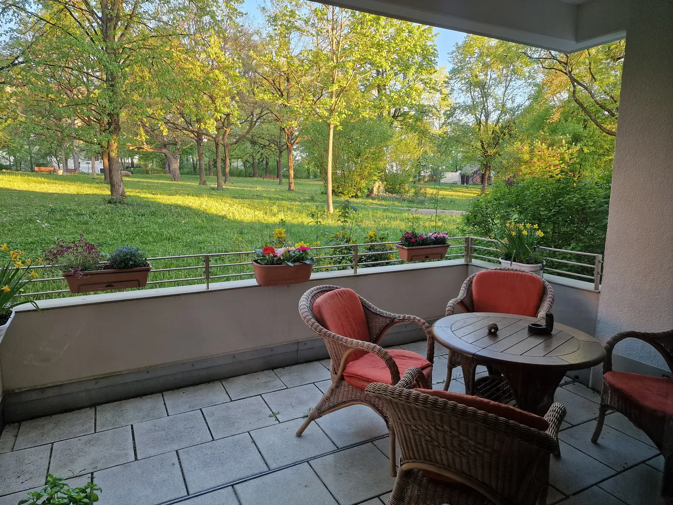 2 Zimmer Wohnung mit 65 m² in Regensburg – Bild 1