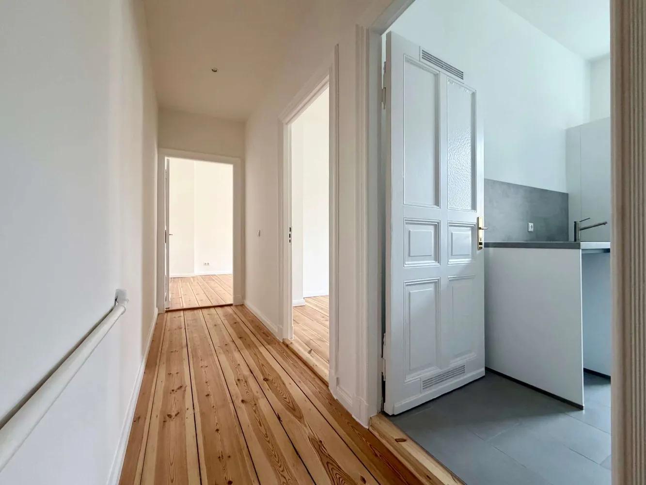 2 Zimmer Wohnung mit 64 m² in Berlin – Bild 2