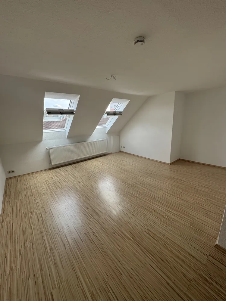 1 room apartment with 38 m² in Hanover – Photo 1