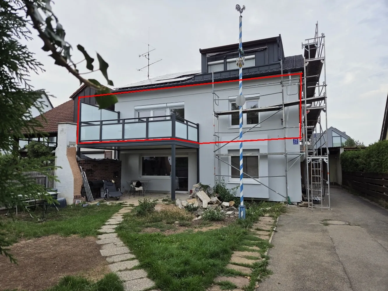 4 Zimmer Wohnung mit 112 m² in München – Bild 1