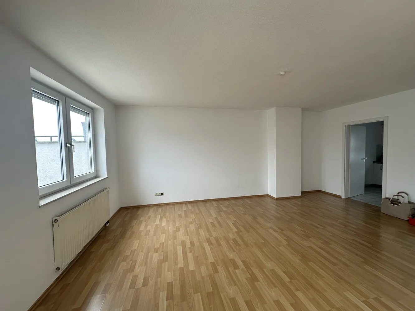 2 Zimmer Wohnung mit 75 m² in Frankfurt am Main – Bild 4
