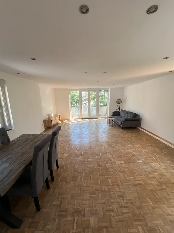 3 Zimmer Wohnung mit 85 m² in Regensburg – Bild 1
