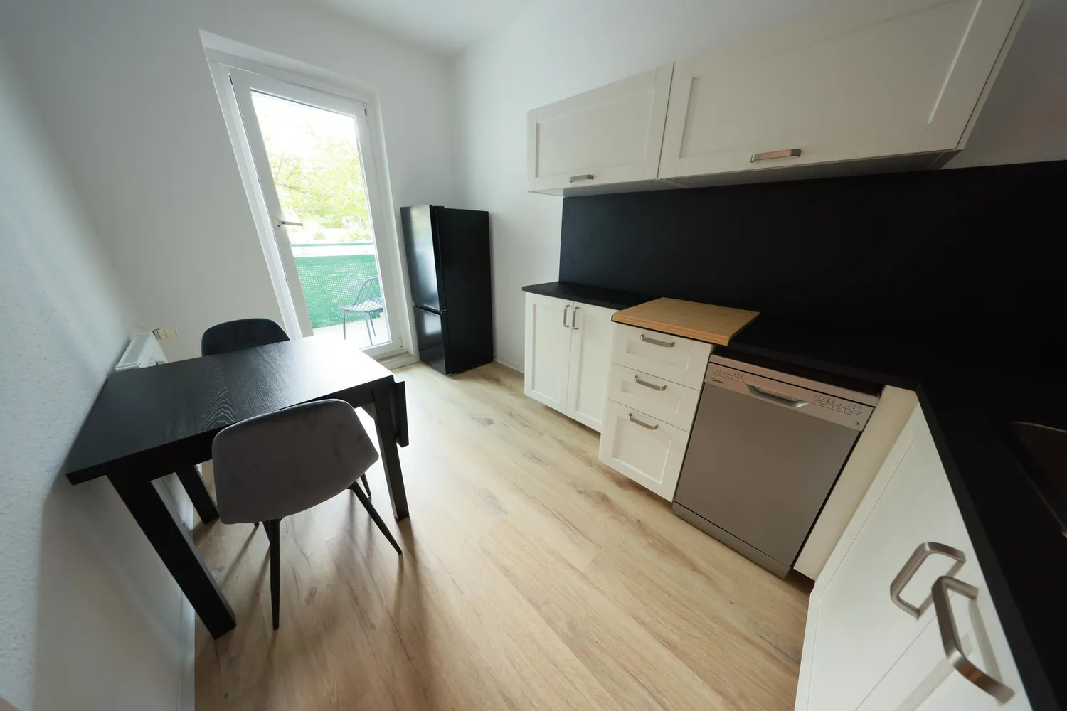 1 Zimmer Wohnung mit 37 m² in Rostock – Bild 2