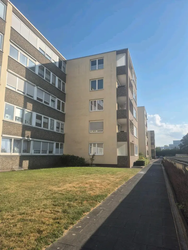 3 Zimmer Wohnung mit 84 m² in Kerpen – Bild 1