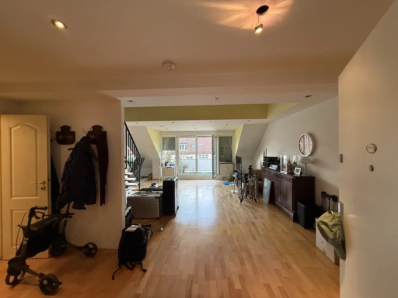 3 Zimmer Wohnung mit 90 m² in München – Bild 1