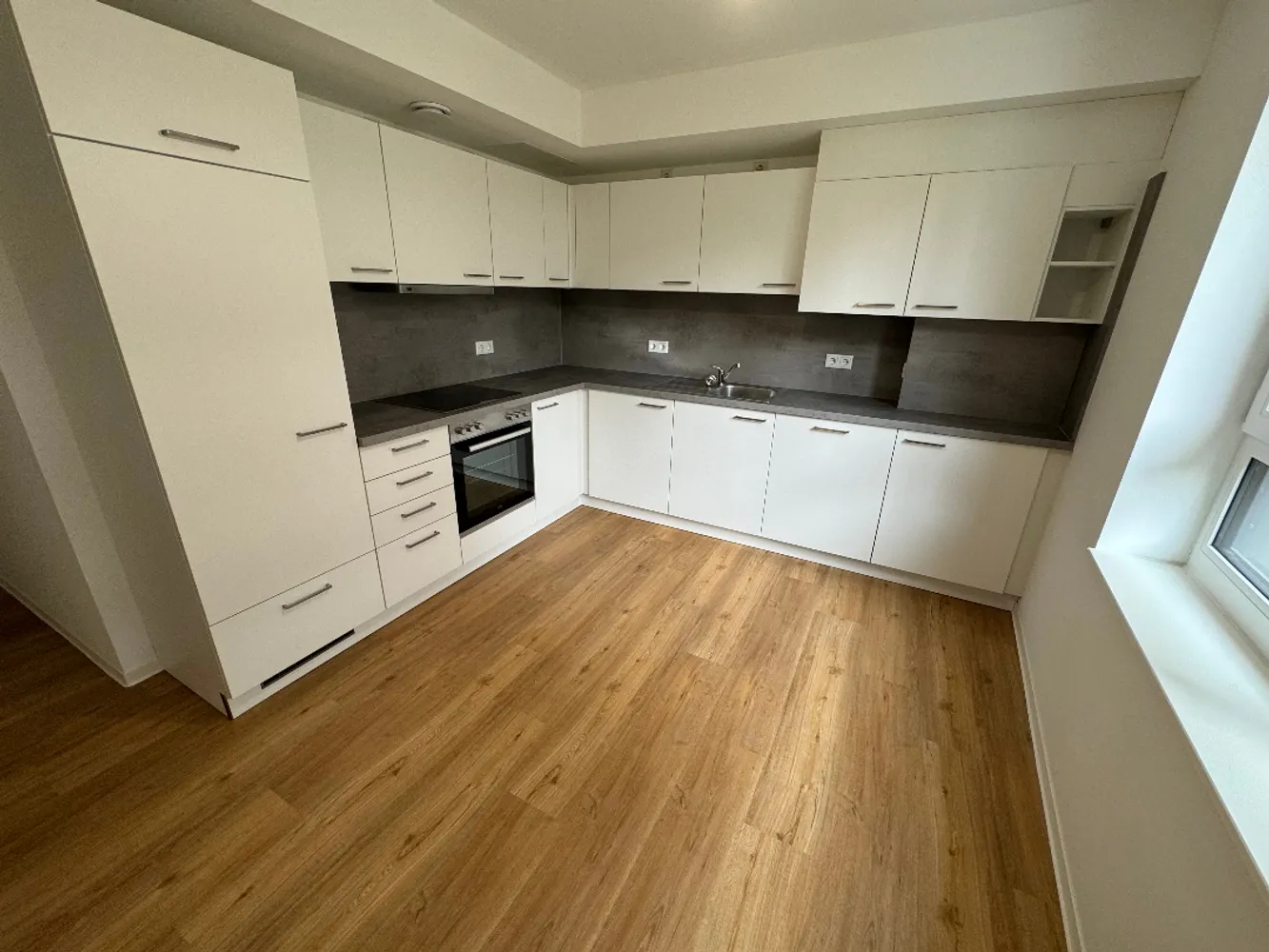 3 Zimmer Wohnung mit 97 m² in Hannover – Bild 3