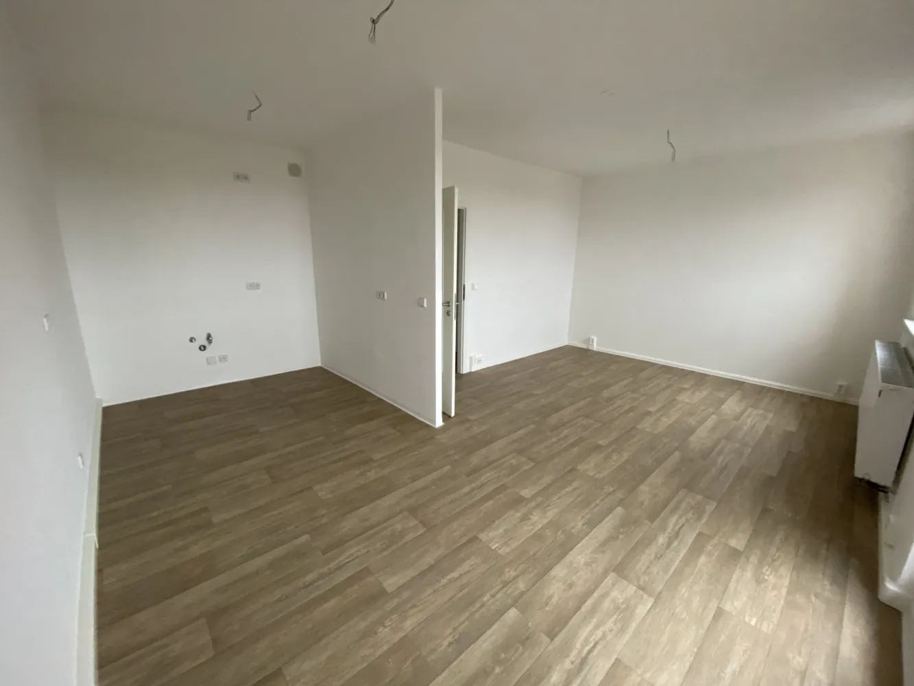 4 Zimmer Wohnung mit 65 m² in Suhl – Bild 2
