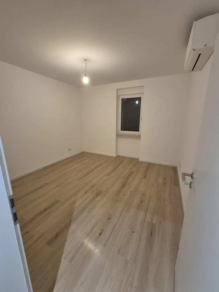 4 Zimmer Wohnung mit 112 m² in Saarbrücken – Bild 3