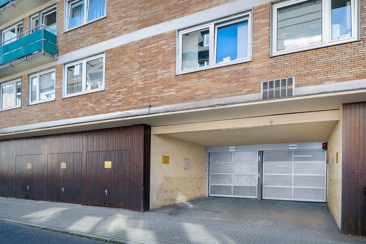 3 room apartment with 82 m² in Düsseldorf – Photo 4
