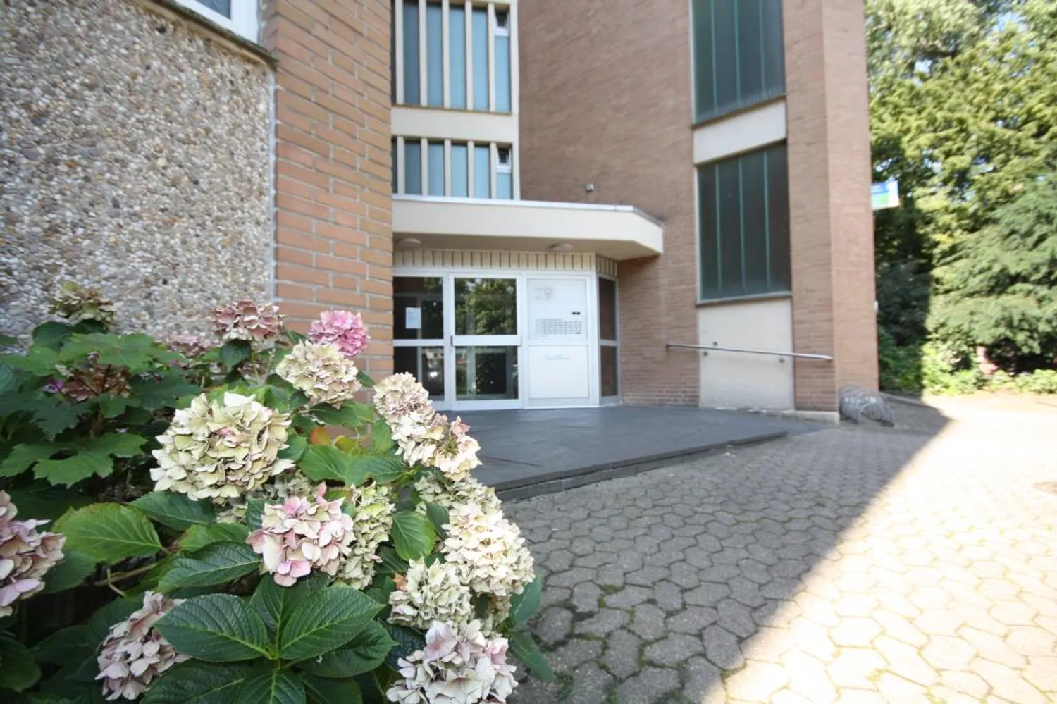 3 Zimmer Wohnung mit 89 m² in Mönchengladbach – Bild 2